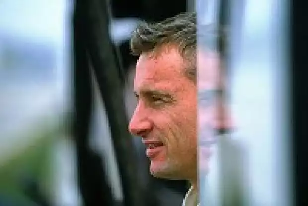 Eddie Irvine (Jaguar Racing) Titel-Bild zur News: Eddie Irvine (Jaguar Racing)