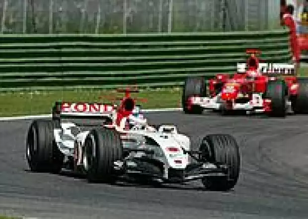 Button und Schumacher Titel-Bild zur News: Button und Schumacher