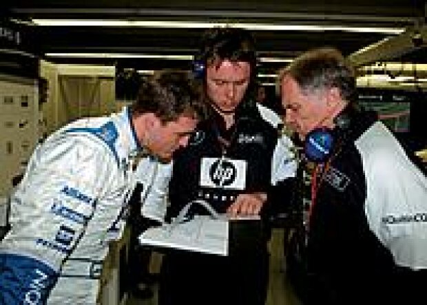 Titel-Bild zur News: Ralf Schumacher, Sam Michael, Patrick Head