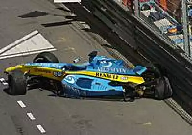 Titel-Bild zur News: Fernando Alonsos Autowrack