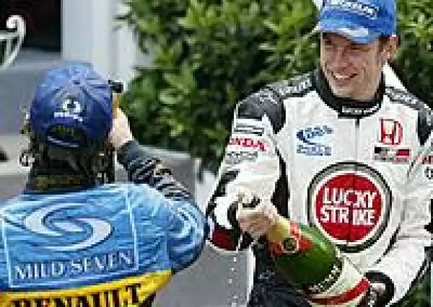 Trulli und Button Titel-Bild zur News: Trulli und Button
