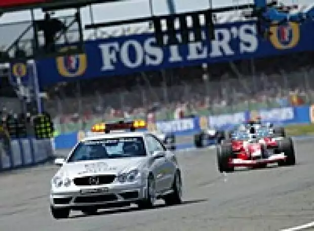 Safety-Car vor da Matta Titel-Bild zur News: Safety-Car vor da Matta