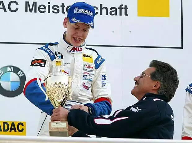 Sebastian Vettel und Dr. Theissen Titel-Bild zur News: Sebastian Vettel und Dr. Theissen