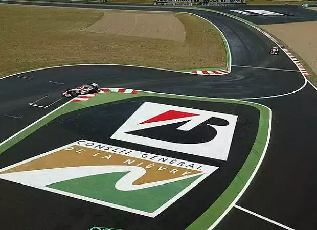 Toyotas in Magny-Cours Titel-Bild zur News: Toyotas in Magny-Cours