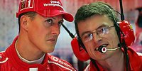 Michael Schumacher und Renningenieur Chris Dyer