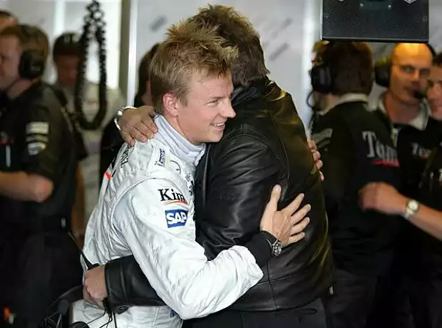 Kimi Räikkönen mit Norbert Haug Titel-Bild zur News: Kimi Räikkönen mit Norbert Haug