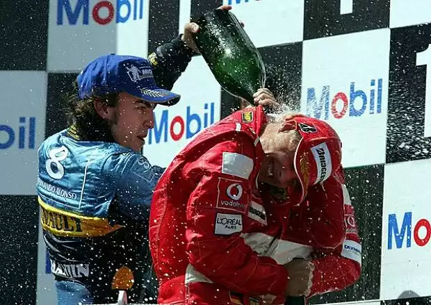 Titel-Bild zur News: Alonso und Michael Schumacher