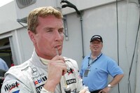 Bild zum Inhalt: McLaren lässt Coulthard nicht im Regen stehen