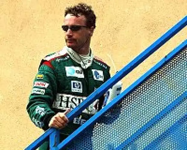 Eddie Irvine (Jaguar Racing) Titel-Bild zur News: Eddie Irvine (Jaguar Racing)