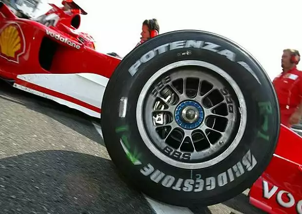 Titel-Bild zur News: Bridgestone-Reifen am Ferrari