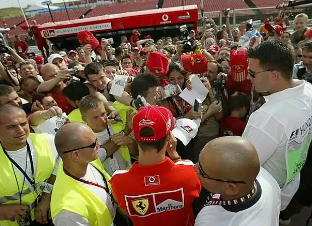 Michael Schumacher Titel-Bild zur News: Michael Schumacher