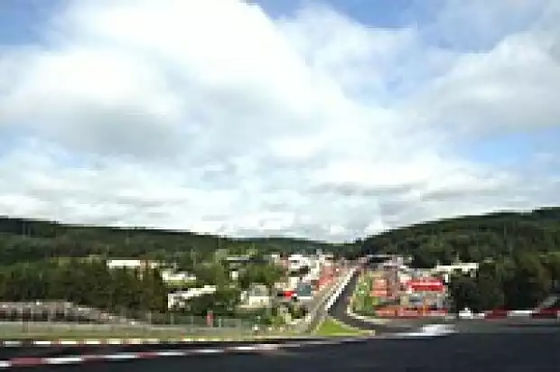 Titel-Bild zur News: Eau Rouge