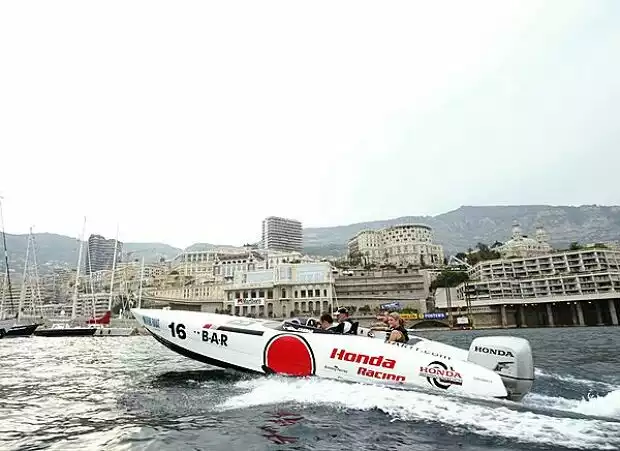 Honda Powerboat Titel-Bild zur News: Honda Powerboat