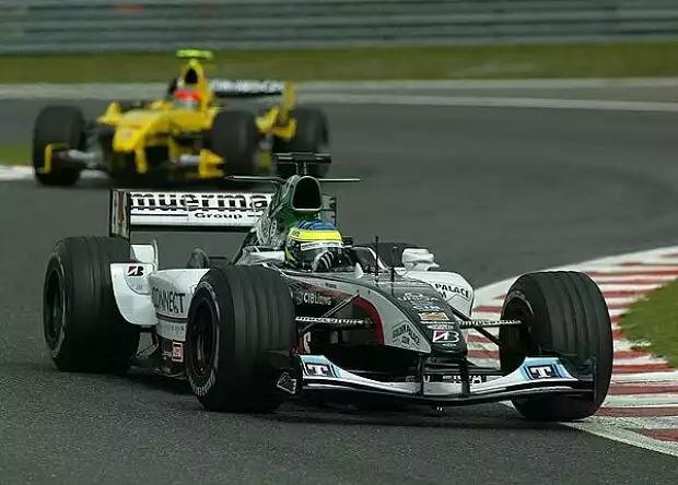 Zsolt Baumgartner vor Timo Glock Titel-Bild zur News: Zsolt Baumgartner vor Timo Glock