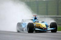 Bild zum Inhalt: Trulli mit Wetterglück in Belgien auf Pole Position