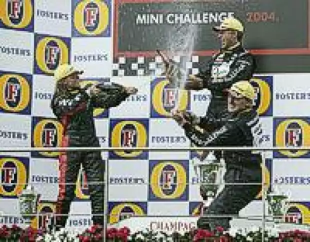 Siegerehrung bei der Mini Challenge Titel-Bild zur News: Siegerehrung bei der Mini Challenge