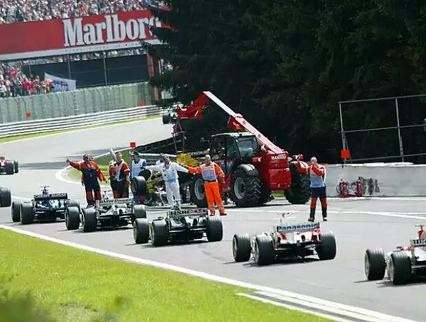 Kollision in Spa-Francorchamps Titel-Bild zur News: Kollision in Spa-Francorchamps