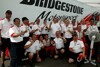Bild zum Inhalt: Bridgestone feiert mit Ferrari