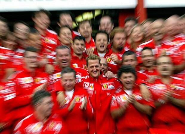 Titel-Bild zur News: Ferrari-Team
