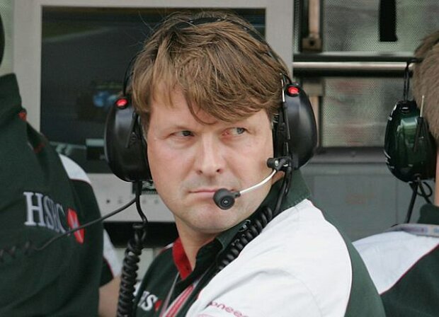 Titel-Bild zur News: Jaguar Racing Managing Direktor David Pitchforth
