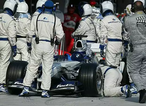 Ralf Schumachers Auto - ohne Fahrer Titel-Bild zur News: Ralf Schumachers Auto - ohne Fahrer