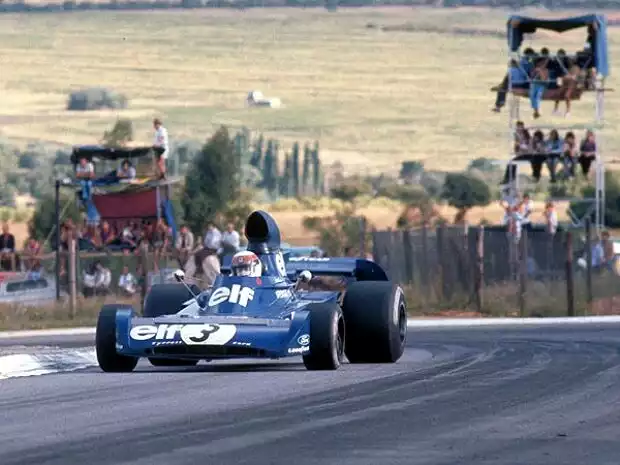 Jackie Stewart 1973 in Kyalami Titel-Bild zur News: Jackie Stewart 1973 in Kyalami