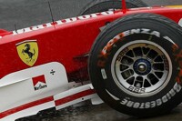 Bridgestone-Reifen am Ferrari