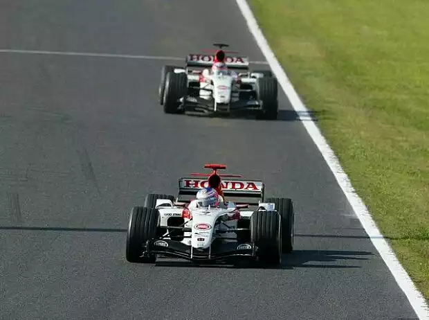 Jenson Button und Takuma Sato Titel-Bild zur News: Jenson Button und Takuma Sato