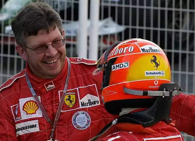 Ross Brawn und Michael Schumacher Titel-Bild zur News: Ross Brawn und Michael Schumacher