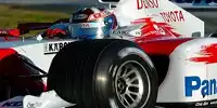 Katsuyuki Hiranaka (Toyota TF104)