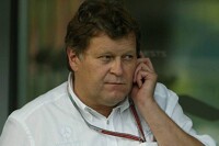 Mercedes-Motorsportchef Norbert Haug