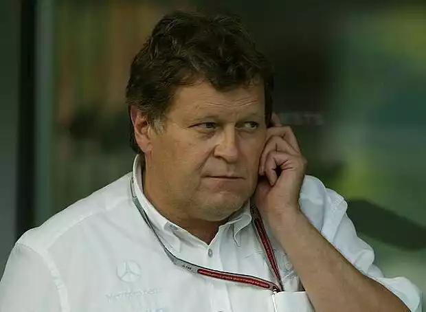Mercedes-Motorsportchef Norbert Haug Titel-Bild zur News: Mercedes-Motorsportchef Norbert Haug