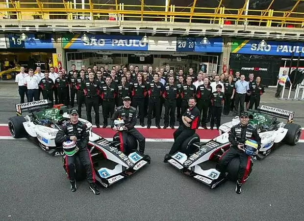 Titel-Bild zur News: Minardi-Team