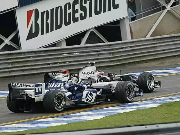 Juan-Pablo Montoya und Kimi Räikkönen Titel-Bild zur News: Juan-Pablo Montoya und Kimi Räikkönen