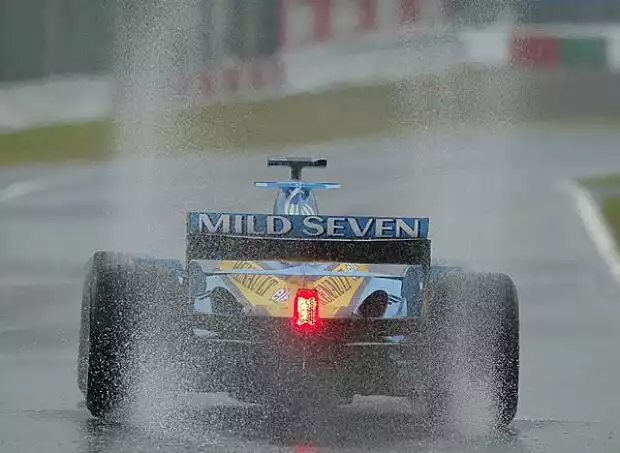 Titel-Bild zur News: Jacques Villeneuve (Renault R24)
