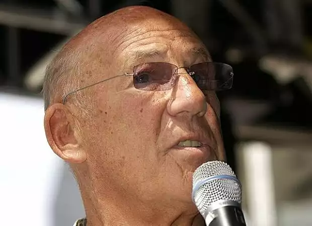 Titel-Bild zur News: Stirling Moss