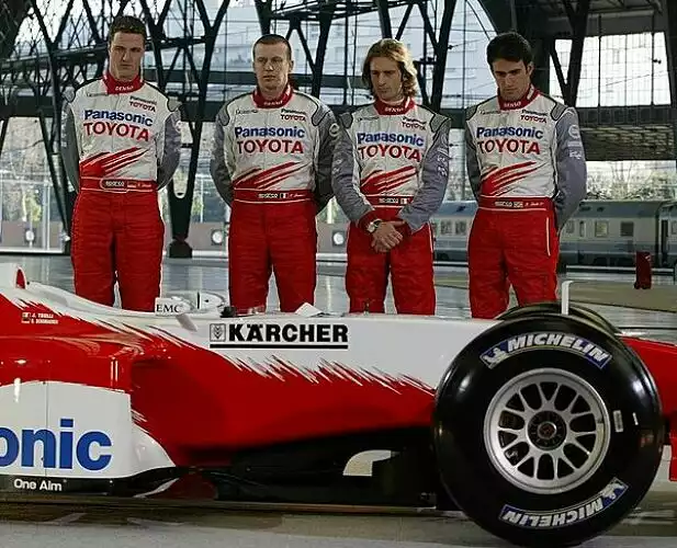 Schumacher, Panis, Trulli und Zonta Titel-Bild zur News: Schumacher, Panis, Trulli und Zonta
