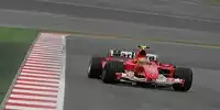Bild zum Inhalt: Badoer in Barcelona vorne - Schumacher im F2004M