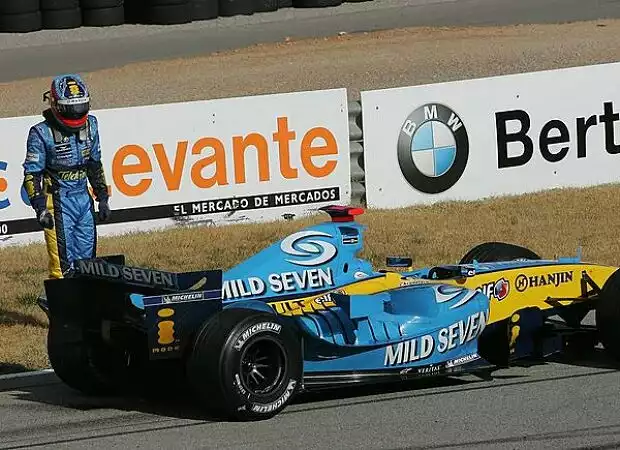 Fernando Alonso (Renault R25) Titel-Bild zur News: Fernando Alonso (Renault R25)