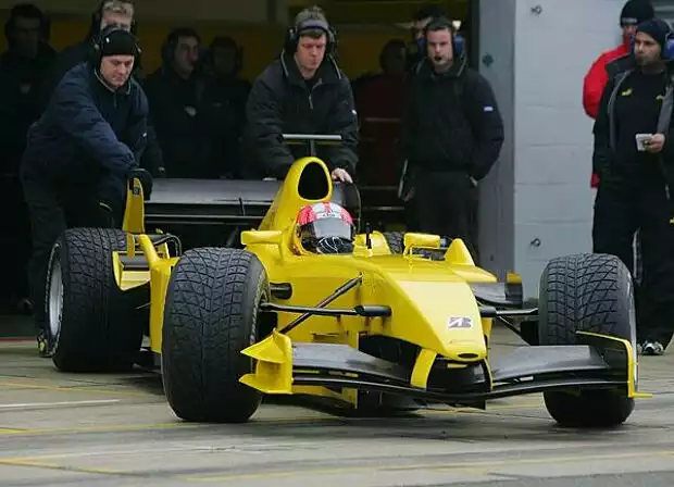 Tiago Monteiro (Jordan-Toyota EJ15) Titel-Bild zur News: Tiago Monteiro (Jordan-Toyota EJ15)