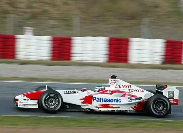 Ricardo Zonta (Toyota TF104B) Titel-Bild zur News: Ricardo Zonta (Toyota TF104B)