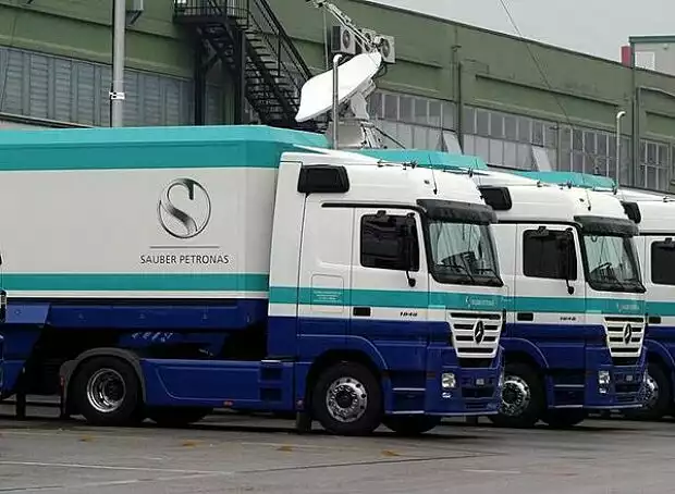 Sauber-Transporter Titel-Bild zur News: Sauber-Transporter