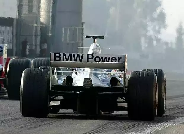 Williams-BMW FW26 Titel-Bild zur News: Williams-BMW FW26