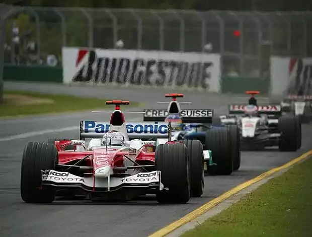 Trulli vor Villeneuve und Button Titel-Bild zur News: Trulli vor Villeneuve und Button