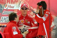 Jean Todt, Michael Schumacher und ein Ingenieur