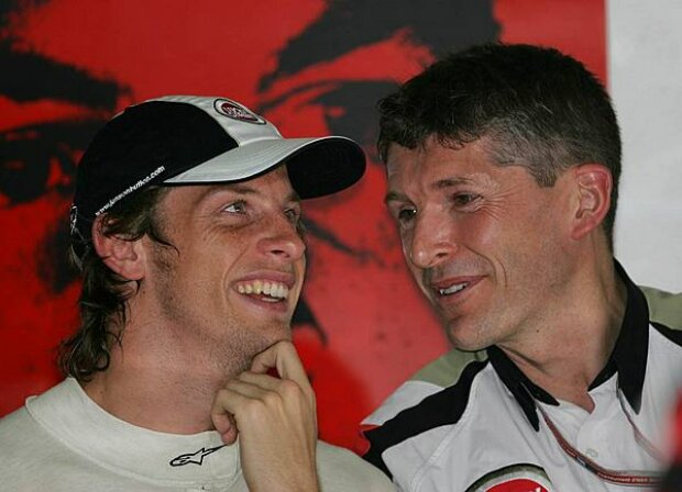 Titel-Bild zur News: Jenson Button und Nick Fry