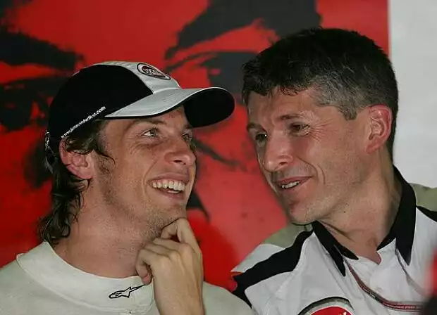 Jenson Button und Nick Fry Titel-Bild zur News: Jenson Button und Nick Fry