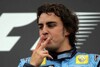 Bild zum Inhalt: Alonso gewinnt Thriller in Imola vor Schumacher