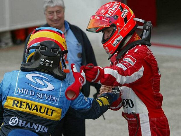 Titel-Bild zur News: Fernando Alonso und Michael Schumacher