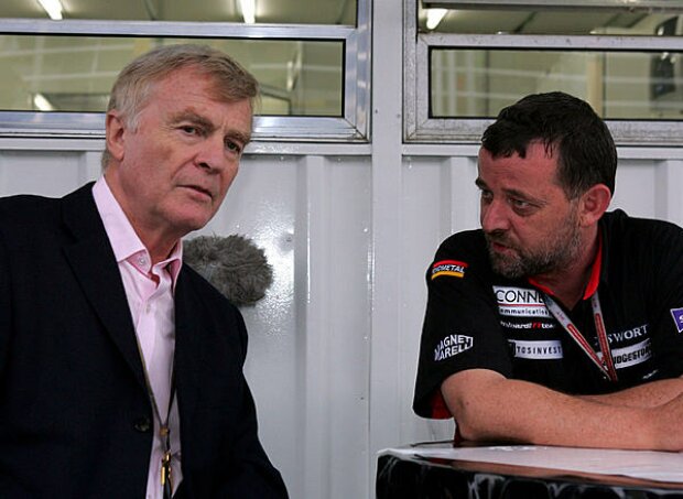 Titel-Bild zur News: FIA-Präsident Max Mosley und Minardi-Teamchef Paul Stoddart